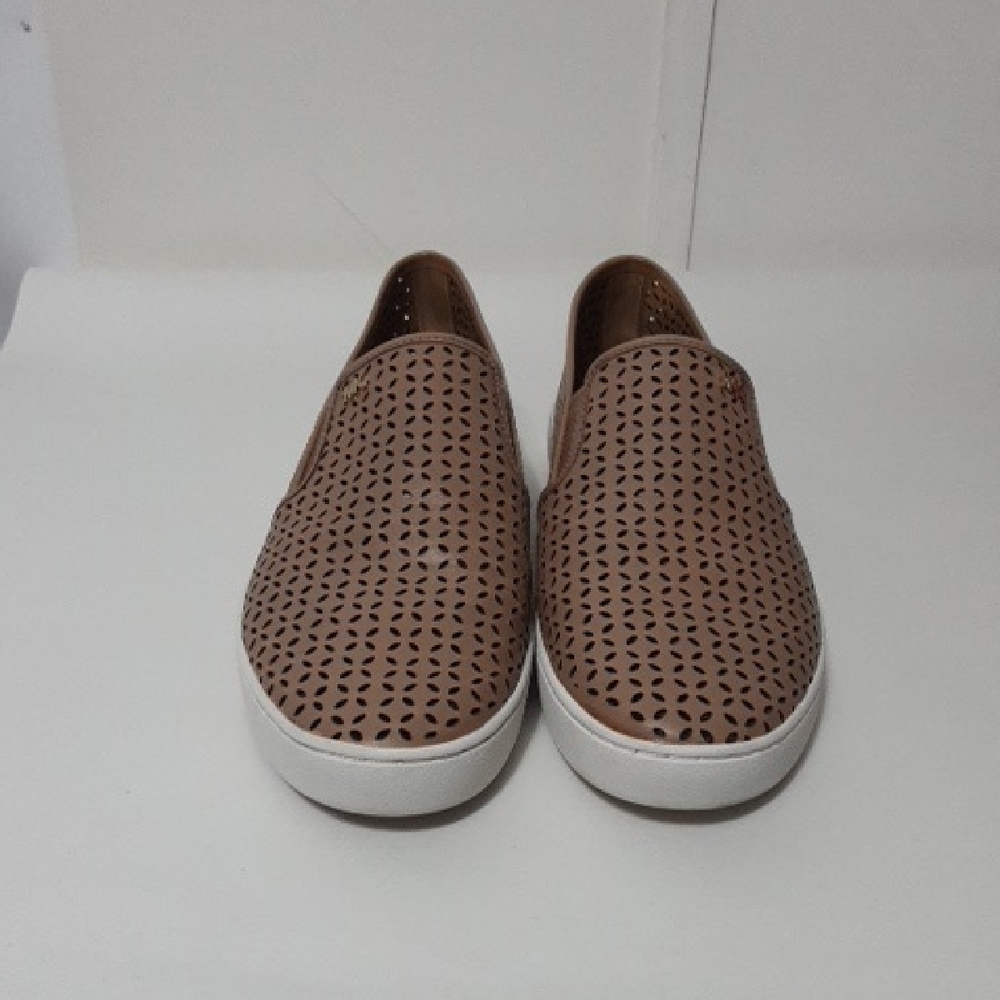 Brown and White Textured Slip-On Loafers‎